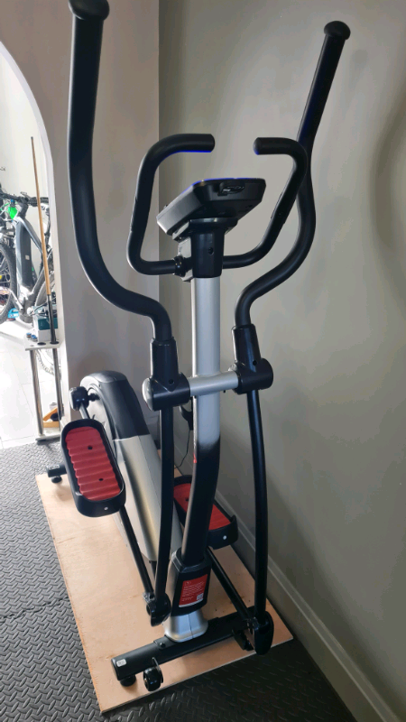 reebok a6 cross trainer